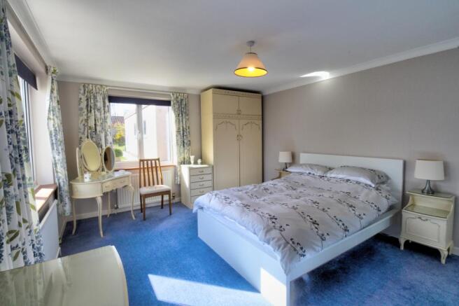 10Bedroom One