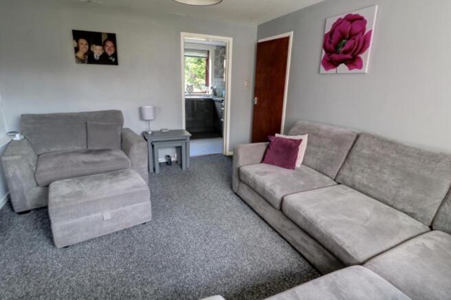 Lounge to Kitchen