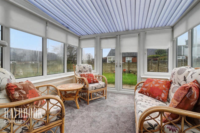 2 bed Semi-Detached Bungalow for sale Image 7