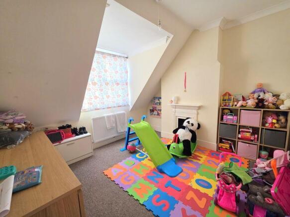 Photo 11