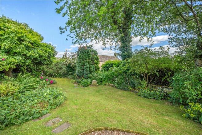 2 bed Semi-Detached for sale Image 9