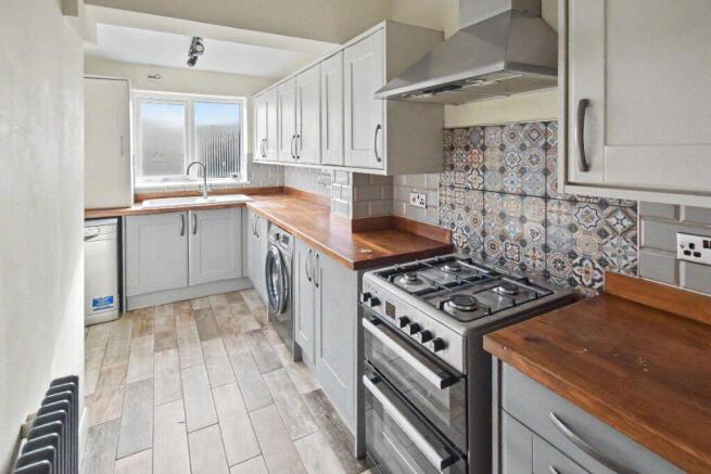 3 bed Terraced for sale Image 4
