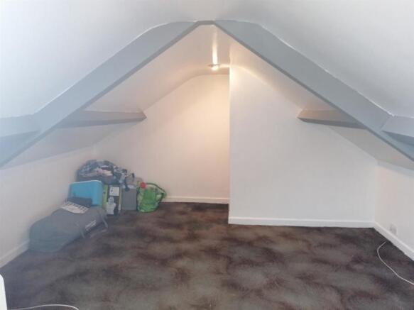 ATTIC ROOM