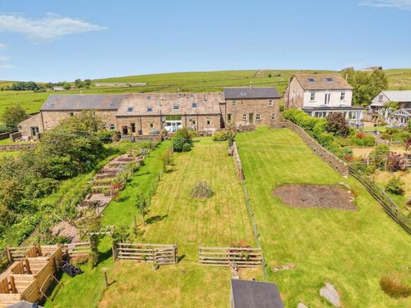 3 bed Terraced for sale Image 8