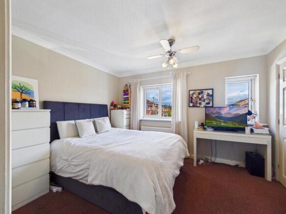 3 bed Semi-Detached for sale Image 6