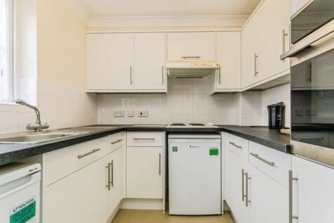 Chaldon Road, Caterham, Surrey, CR3