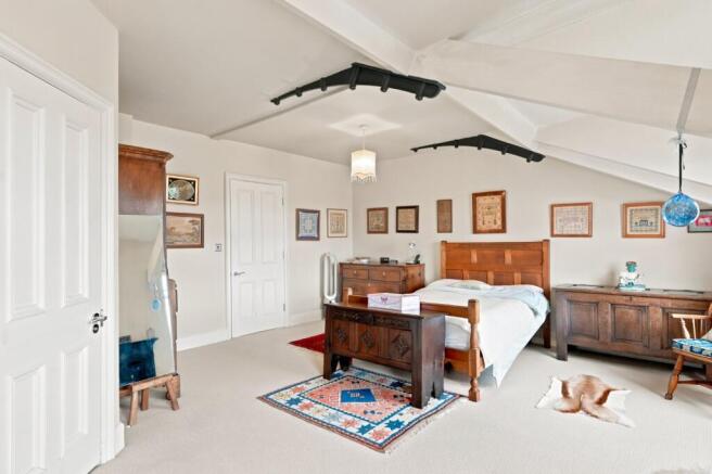 2 bed Flat for sale Image 10