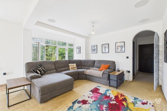Highfield Drive, Winshill photo 4