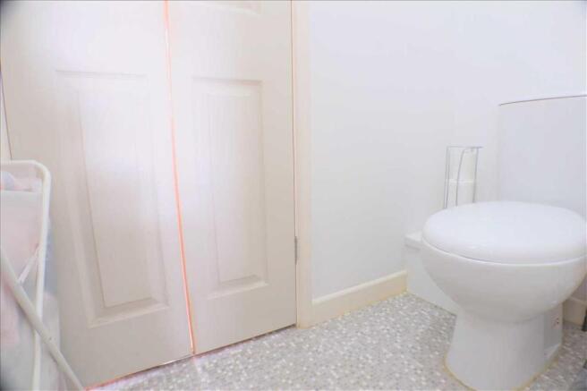 Ensuite image 2
