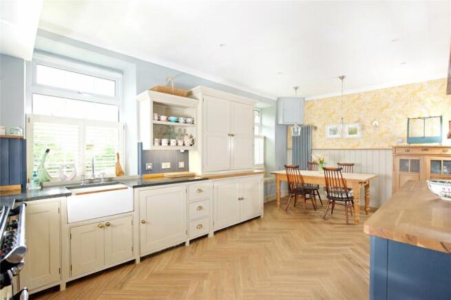 Kitchen/Breakfast