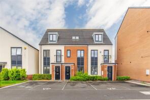 8, Elmwood Park Gardens, Newcastle Upon Tyne NE13 9DP