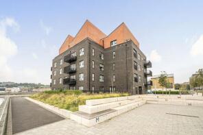 Flat 4, 12 Headland House, Blue Boar Lane, Rochester ME1 1RP