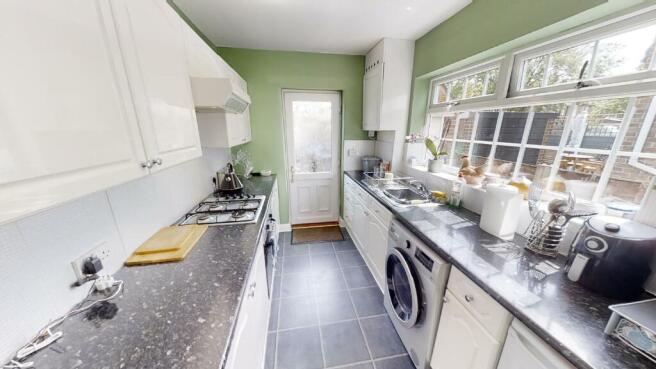 Sheldon-Close-Partington-05042023_202118.jpg