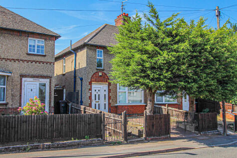 Wellingborough Road, Irthlingborough