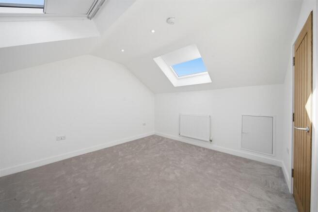 3 bed Detached for sale Image 4