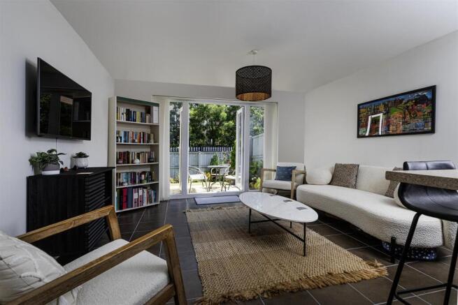4 bed Town House for sale Image 10