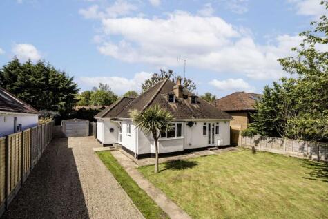 River Ash Estate, Shepperton