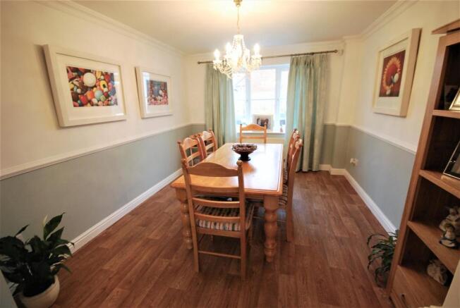 DINING ROOM: