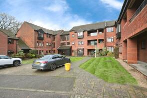 17, Snells Wood Court, Amersham HP7 9QT