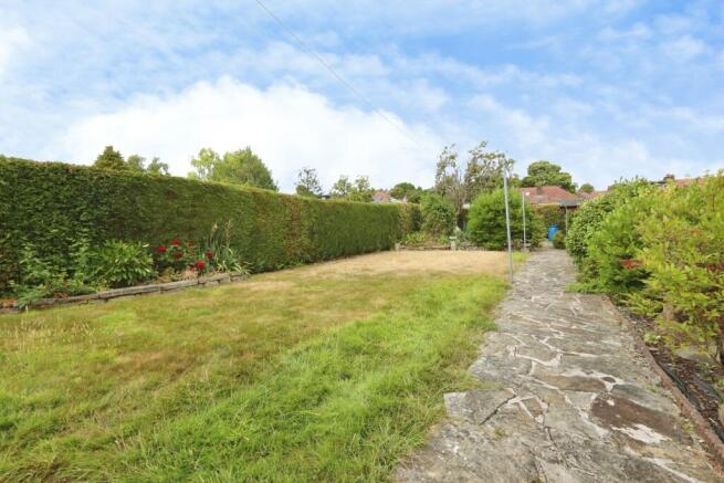4 bed Semi-Detached for sale Image 11