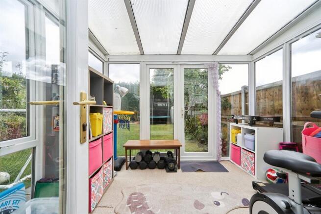 2 bed Semi-Detached for sale Image 10