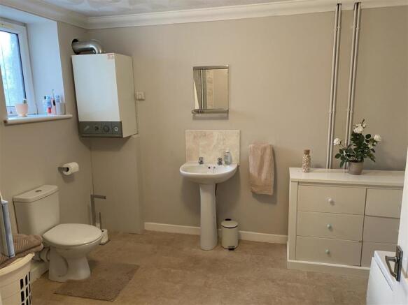 Upstairs Family Bathroom