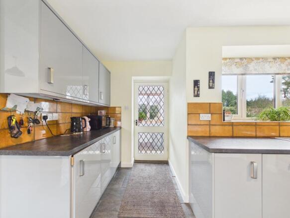 3 bed Detached for sale Image 7