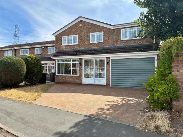 20 Chartwell Front 2.jpg