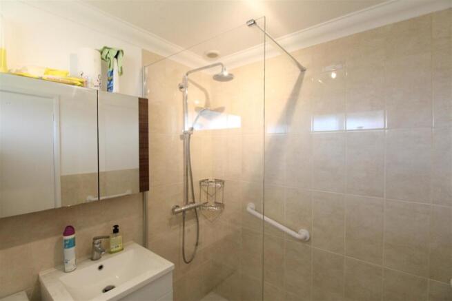 Shower Room/Bathroom