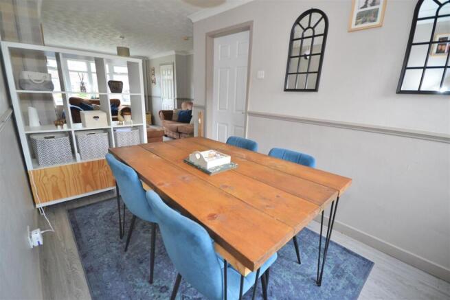Cherry Drive, Holme-On-Spalding-Moor, York photo 5