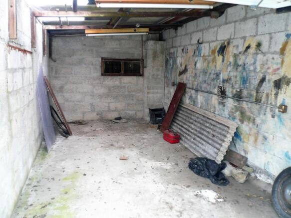 Garage 1