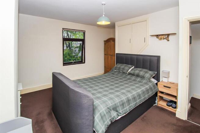 2 bed Terraced for sale Image 7