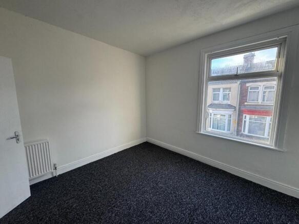 3 bed Terraced to rent Image 4