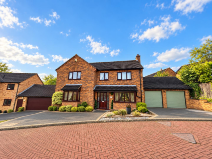 Huntsmead, Berrydale, Northampton NN3