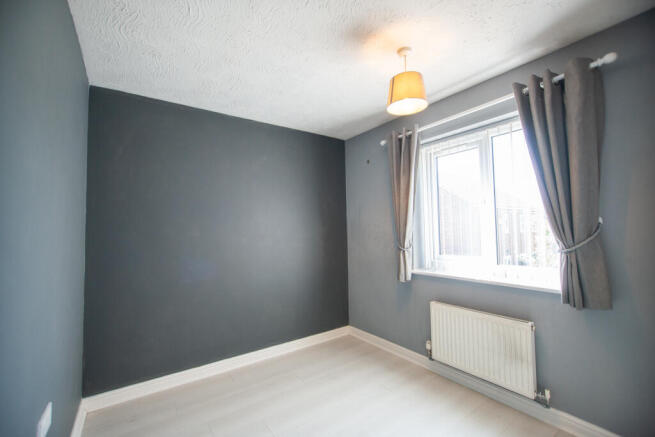 2 bed Semi-Detached to rent Image 7
