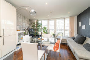 Flat 3, 71b, Drayton Park, London N5 1BF
