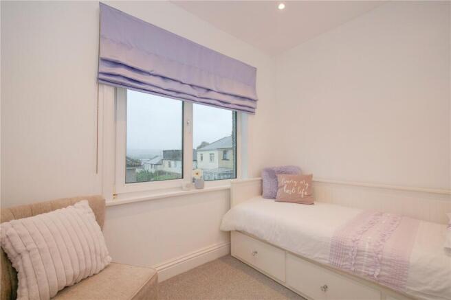 3 bed Semi-Detached for sale Image 9