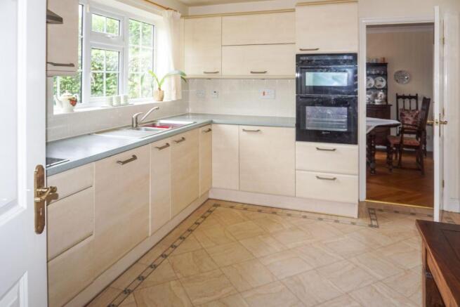 Kitchen/Breakfast