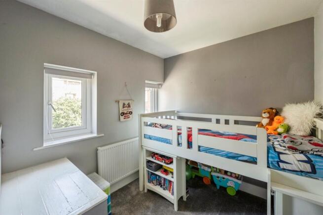 3 bed Semi-Detached for sale Image 11