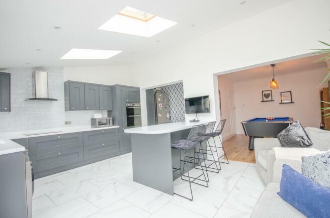 Kitchen-diner pic 3.jpg