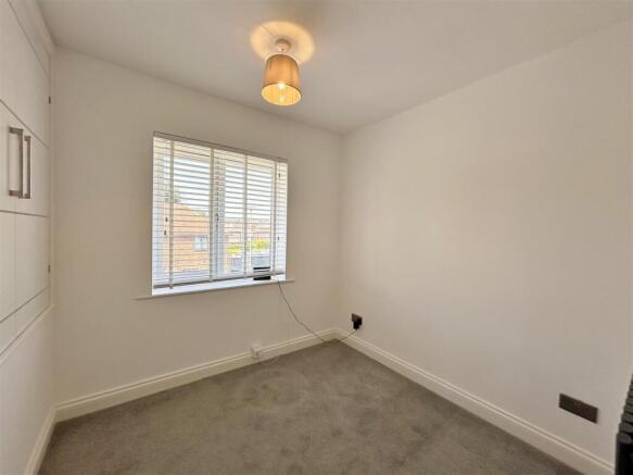 3 bed Semi-Detached for sale Image 10