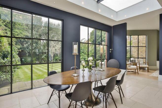 Kitchen / Dining