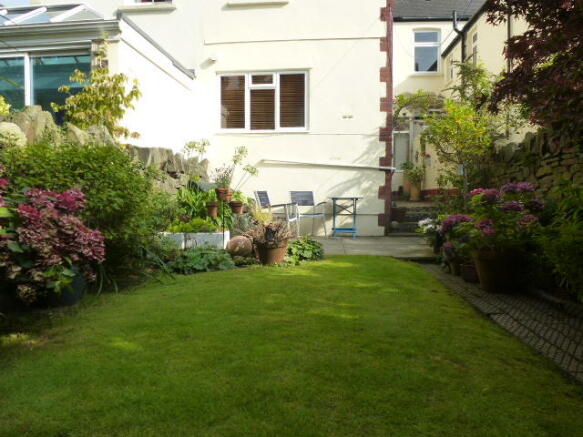 Photo 12