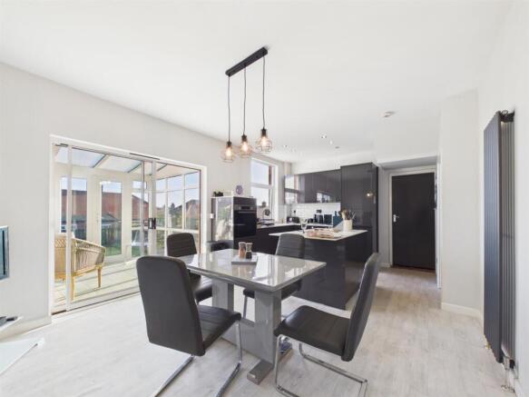 Dining Kitchen