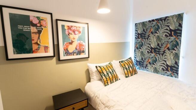 3 bed Terraced for sale Image 6