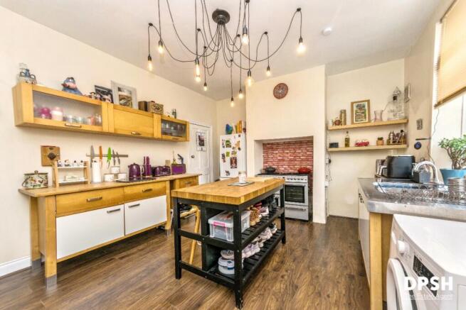 2 bed Terraced for sale Image 7
