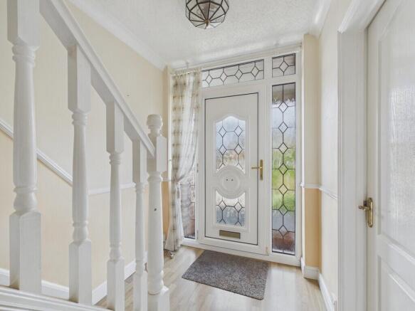 3 bed Semi-Detached for sale Image 5