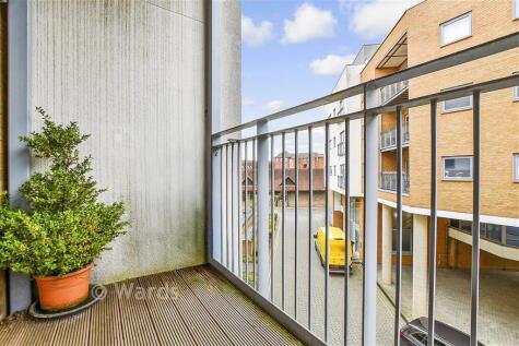 Sovereign Way, Tonbridge, Kent