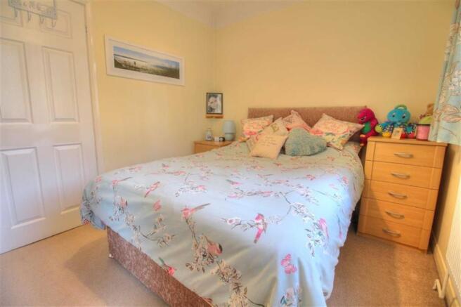 Bedroom 2: