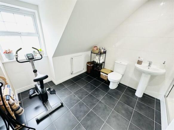 Ensuite